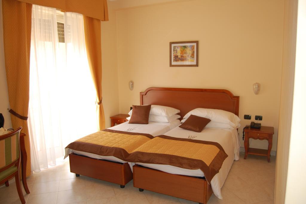 Grand Hotel Moroni Finale Ligure Quarto foto